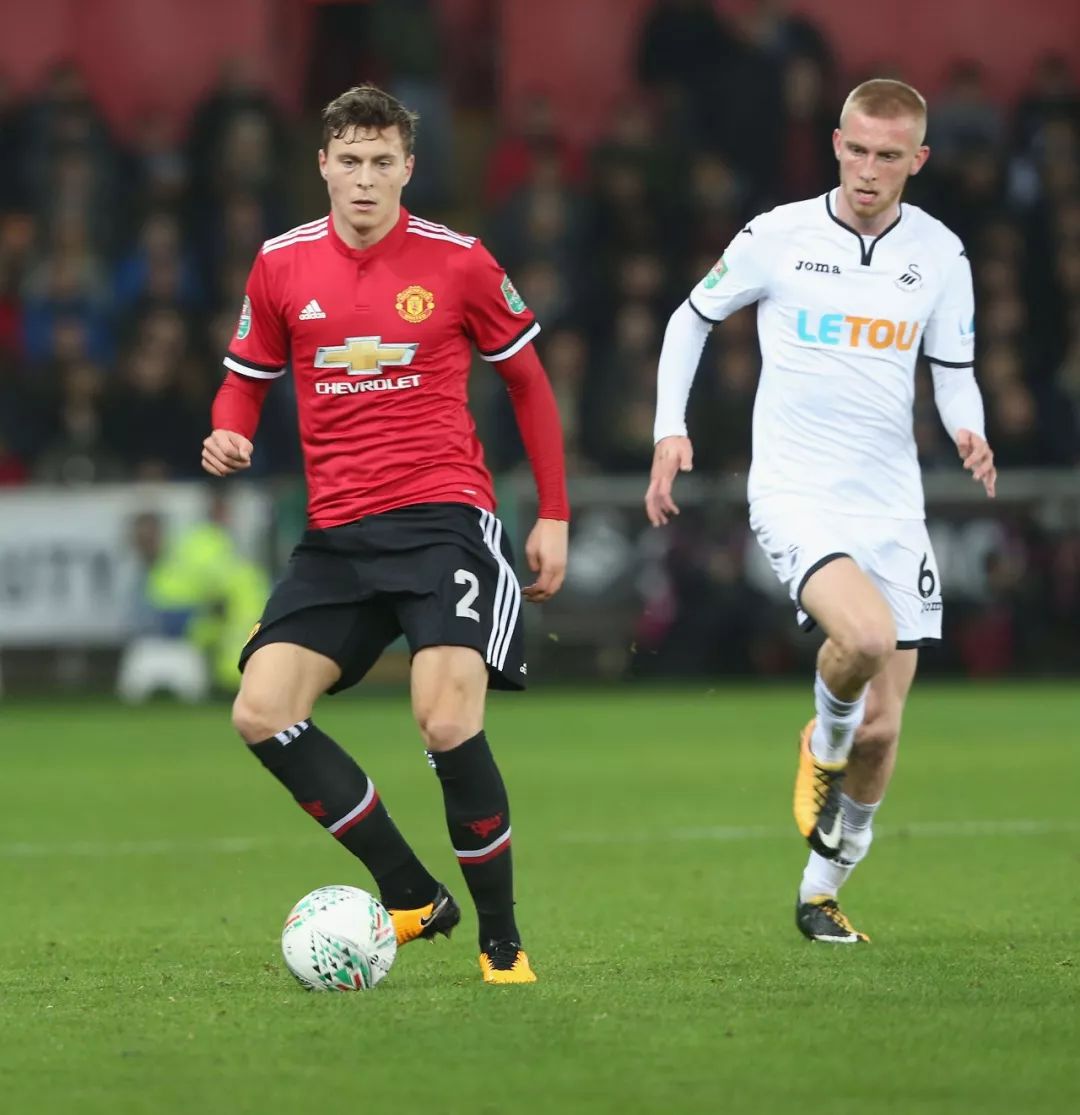 邮报：大马丁与奥尔森未来不定，霍安-加西亚是潜在替代者.