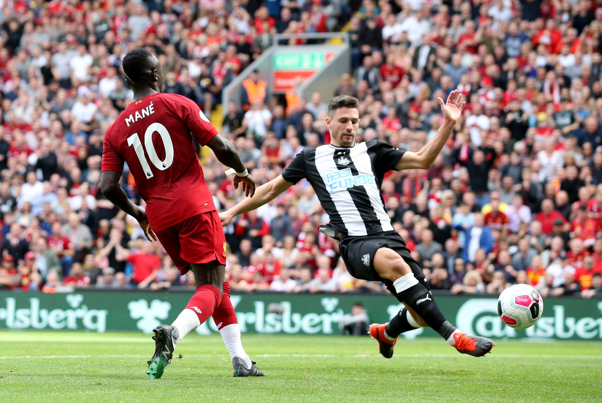 图片报：巴萨仍未放弃免签塔的希望，他们相信注册不成问题.